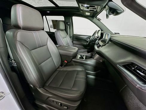 Used 2023 Chevrolet Tahoe RST w/ Luxury Package AWD/4WD image 37