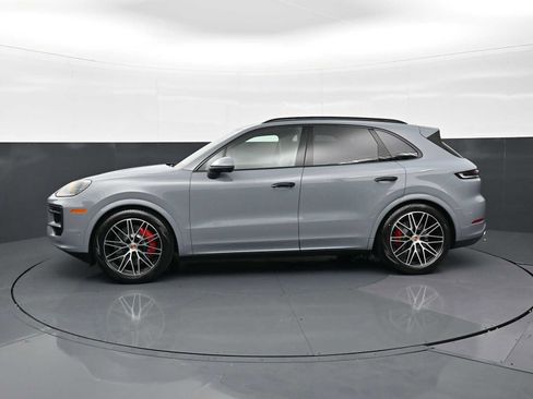 New 2026 Porsche Cayenne S AWD/4WD image 2