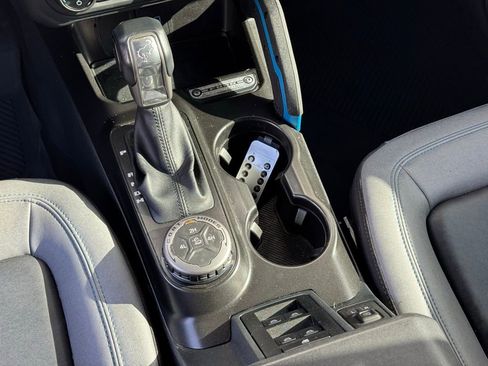 Used 2022 Ford Bronco Black Diamond image 19