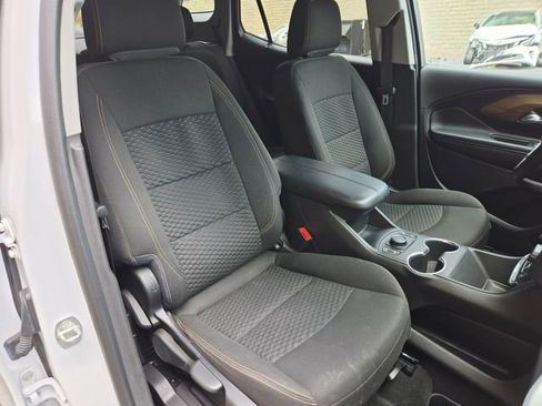 Used 2019 GMC Terrain SLE w/ Driver Convenience Package image 16