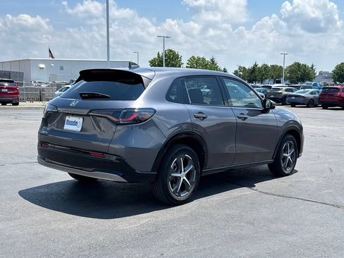 Certified 2024 Honda HR-V EX-L image 6