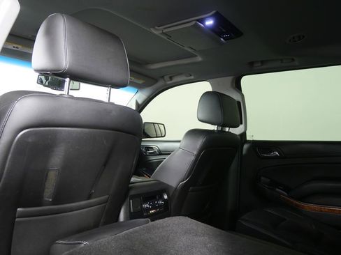 Used 2015 Chevrolet Suburban LTZ AWD/4WD image 14
