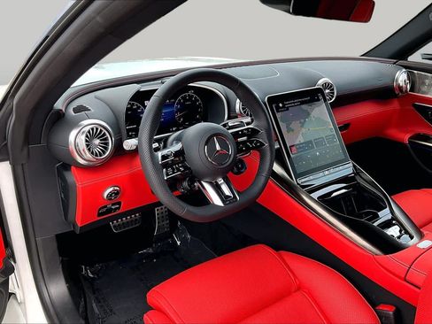 Used 2026 Mercedes-Benz SL 43 AMG image 16