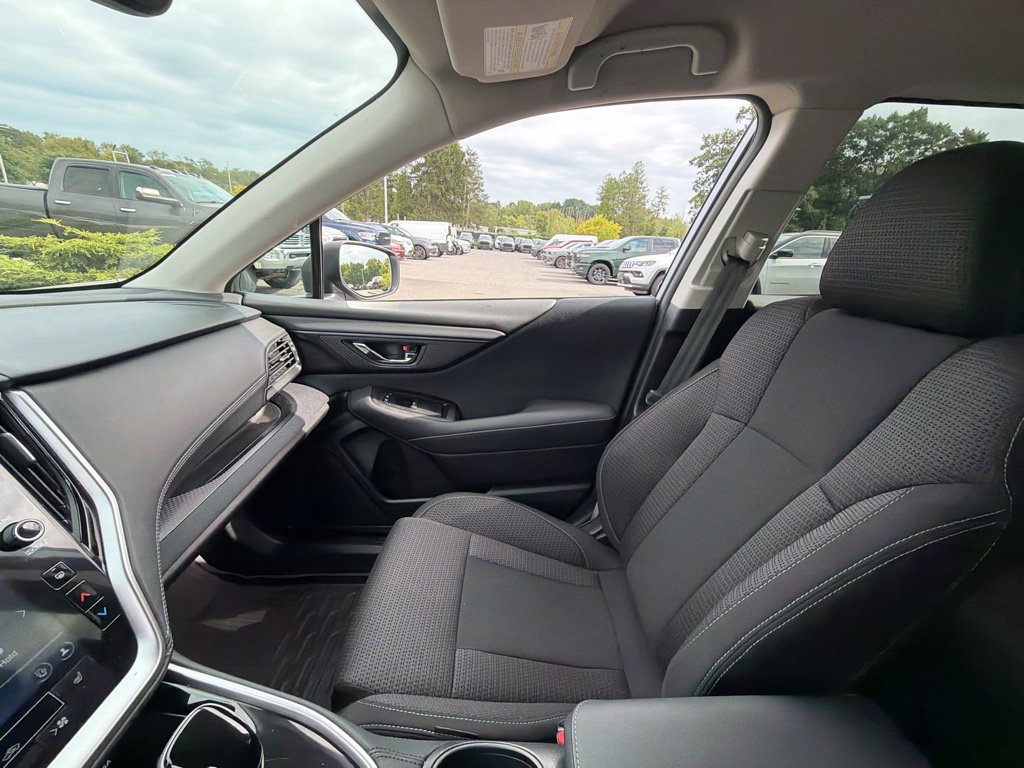Used 2023 Subaru Outback Premium AWD/4WD image 29