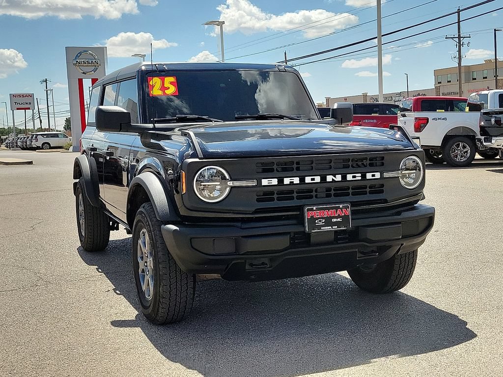 Used 2025 Ford Bronco Big Bend AWD/4WD image 2