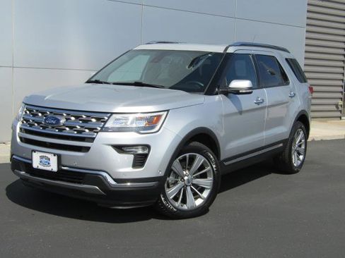 Used 2018 Ford Explorer Limited w/ Equipment Group 301A image 29