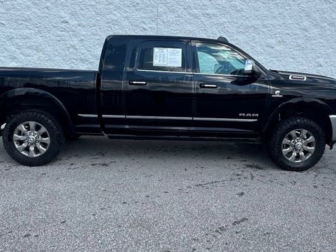 Used 2019 RAM 3500 Limited AWD/4WD image 2