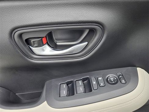 New 2026 Honda HR-V LX image 16