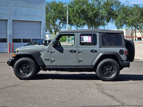 Used 2021 Jeep Wrangler Unlimited Sport AWD/4WD image 9