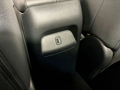 Used 2022 Nissan Sentra SV w/ Trunk Package FWD image 10