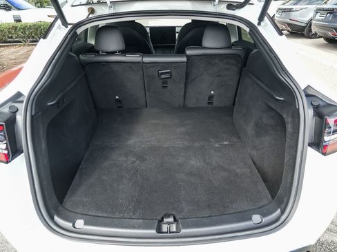 Used 2023 Tesla Model Y Long Range AWD/4WD image 25