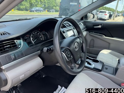 Used 2014 Toyota Camry LE FWD image 23
