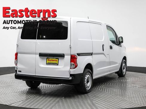 Used 2020 Nissan NV200 S image 5