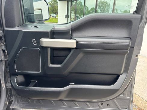 Used 2020 Ford F150 Lariat w/ Equipment Group 502A Luxury AWD/4WD image 24