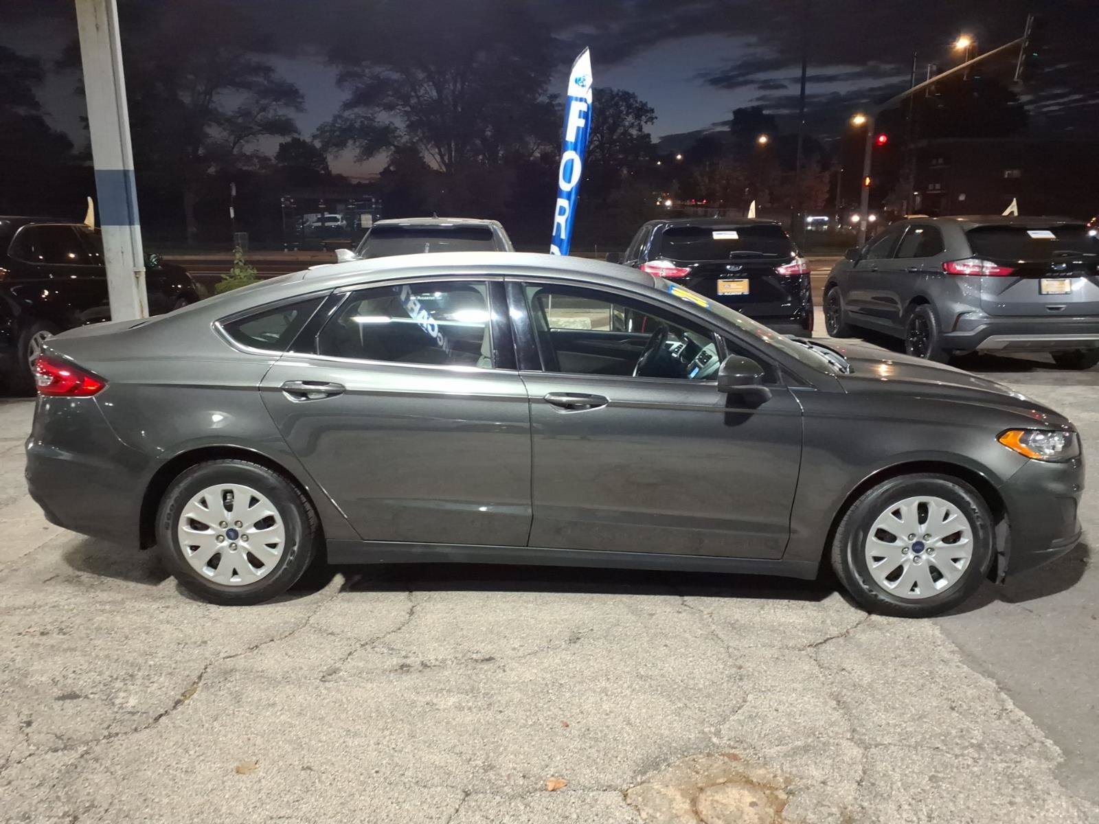 Used 2020 Ford Fusion S FWD image 2
