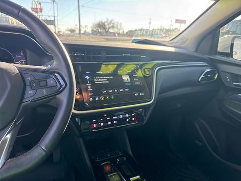 Used 2023 Chevrolet Bolt EUV Premier w/ Sun & Sound Package image 14