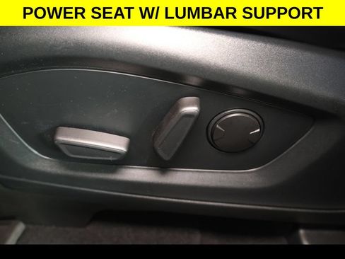 Used 2022 Ford Explorer XLT w/ Equipment Group 202A AWD/4WD image 6