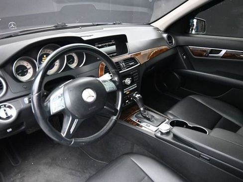 Used 2013 Mercedes-Benz C 300 4MATIC Sedan image 12