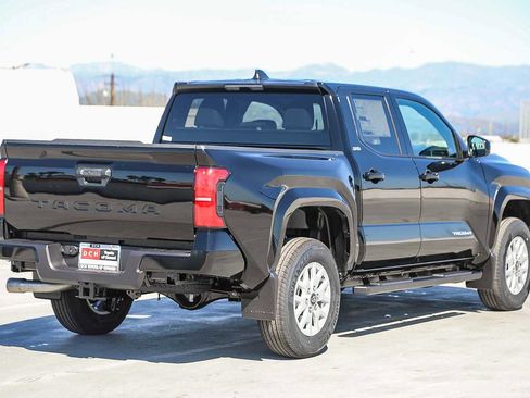 New 2026 Toyota Tacoma SR5 image 5