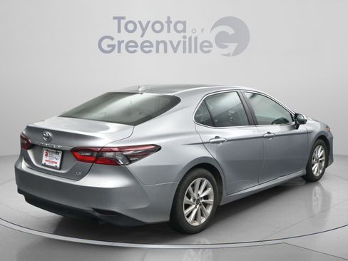 Used 2023 Toyota Camry LE w/ Convenience Package FWD image 13