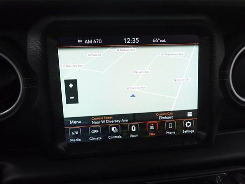 Used 2023 Jeep Wrangler Unlimited Sahara image 19