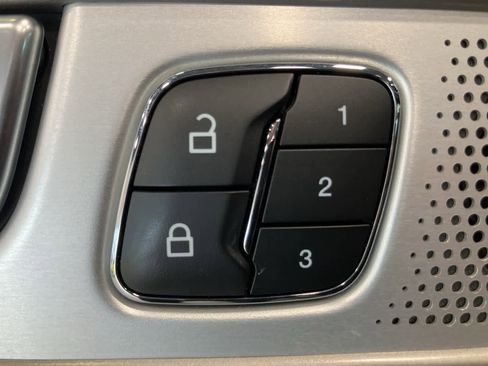 Used 2023 Ford Explorer ST w/ Equipment Group 401A image 15