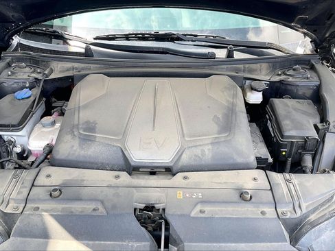Used 2023 Kia EV6 Wind RWD image 10