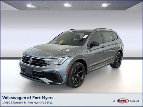 Used 2024 Volkswagen Tiguan SE R-Line FWD image 1