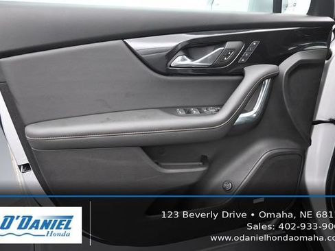 Used 2020 Chevrolet Blazer Premier AWD/4WD image 23