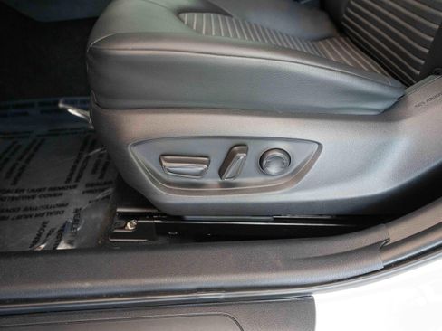 Used 2022 Toyota Camry SE AWD/4WD image 12