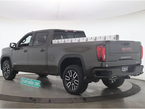 Used 2024 GMC Sierra 1500 AT4 w/ AT4 Preferred Package AWD/4WD image 8