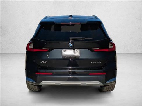 Used 2026 BMW X1 xDrive28i w/ Convenience Package image 8