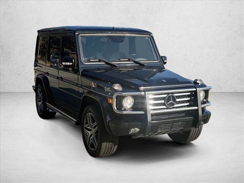 Used 2011 Mercedes-Benz G 550 image 3