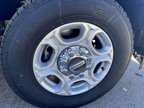 New 2026 Ford F350 XLT w/ 360-Degree Camera Package RWD image 15