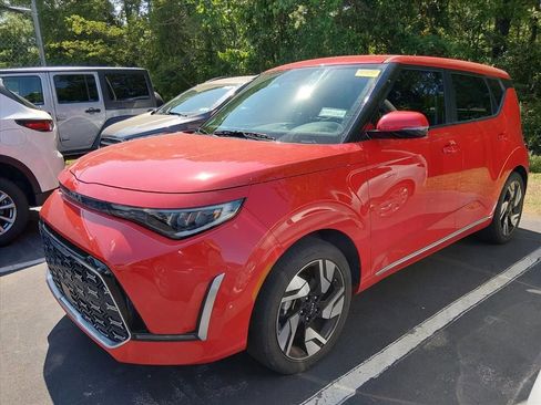 Certified 2025 Kia Soul GT-Line w/ GT-Line Technology Package FWD image 10
