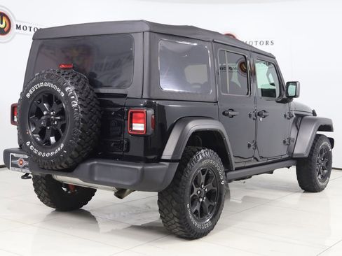 Used 2022 Jeep Wrangler Unlimited Sport image 3