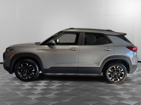 Used 2023 Chevrolet TrailBlazer LT w/ LPO, Blackout Package AWD/4WD image 2
