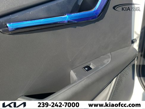 New 2026 Kia Niro LX FWD image 13
