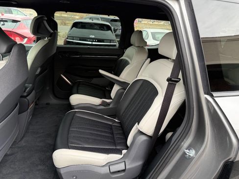 Used 2024 Kia EV9 GT-Line image 4