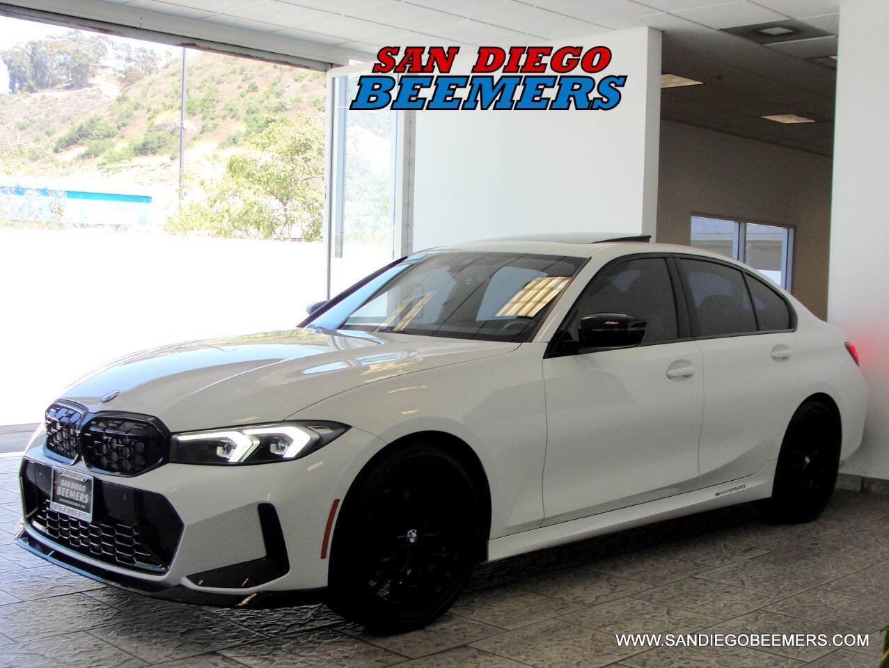 Used 2023 BMW 330i Sedan w/ M Sport Package RWD image 20