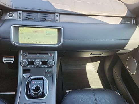 Used 2018 Land Rover Range Rover Evoque HSE Dynamic AWD/4WD image 16