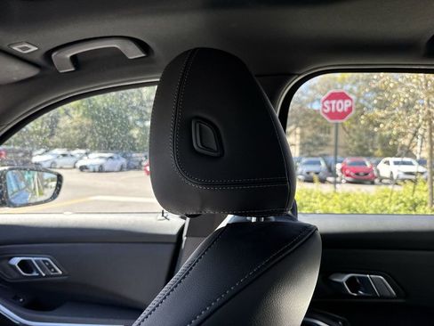 Used 2023 BMW 330i Sedan w/ Parking Assistance Package image 17