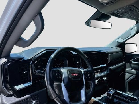 Used 2022 GMC Sierra 1500 SLT w/ SLT Convenience Package RWD image 12