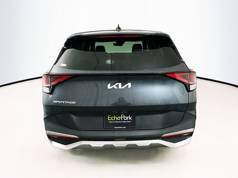 Used 2024 Kia Sportage LX image 7