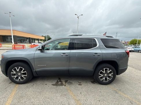 Used 2020 GMC Acadia SLE w/ Driver Convenience Package FWD image 11