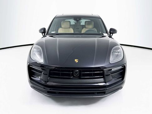 New 2025 Porsche Macan image 6