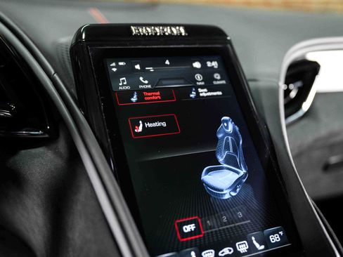 Used 2021 Ferrari Roma image 59