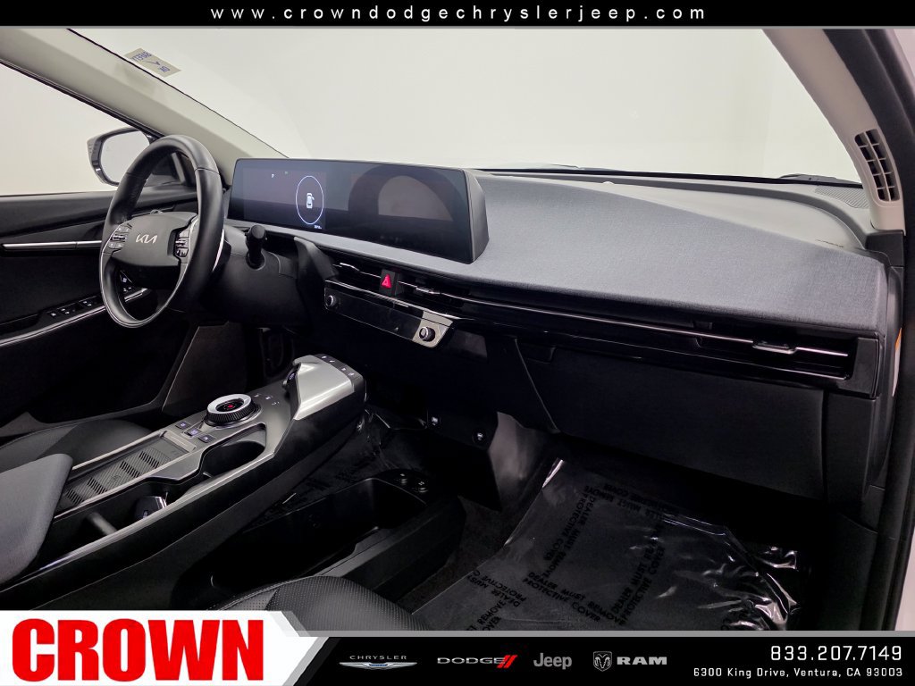Used 2024 Kia EV6 Wind RWD image 11