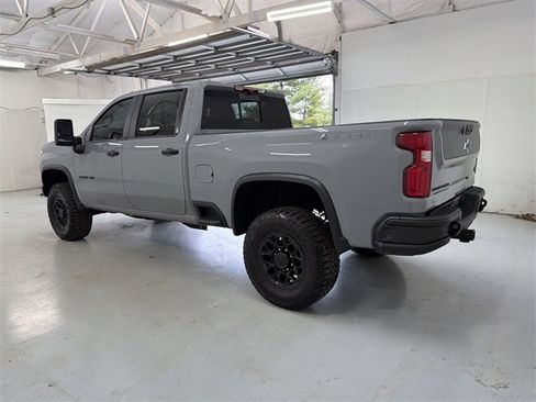 Certified 2024 Chevrolet Silverado 2500 ZR2 w/ ZR2 Bison Edition image 7
