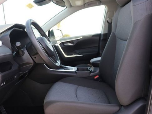 Used 2025 Toyota RAV4 XLE w/ Convenience Package AWD/4WD image 11